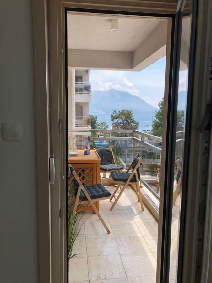 Beachfront Fontana 20 Budva Luaran gambar